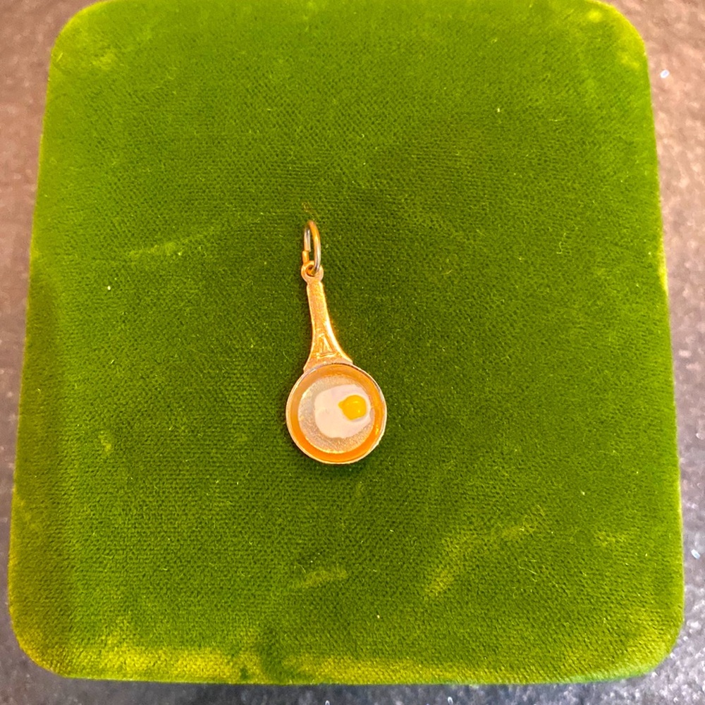 14k Charm/pendant